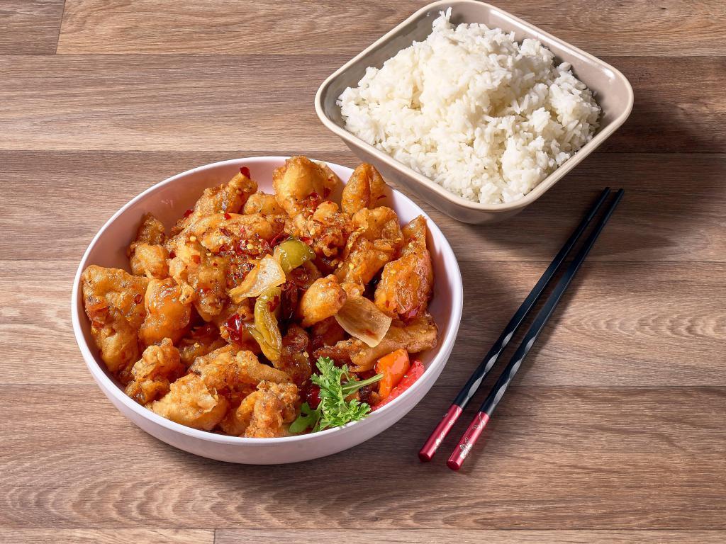 General Tso's Entree · Spicy. Lightly fried with bell peppers and onions in spicy and sweet sauce.