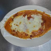 Combo Dish · Mixer of lasagna, manicotti and cannelloni.