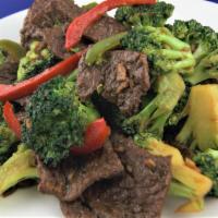 Mongolian Wonder · Soy protein slices, onion, broccoli and red bellpepper seasoned with Mongolian sauce