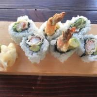 Shrimp tempura avocado roll · 