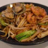 FN11. Seafood Fried Pearl Noodle · Stir fried pearl noodle with seafood and vegetable.