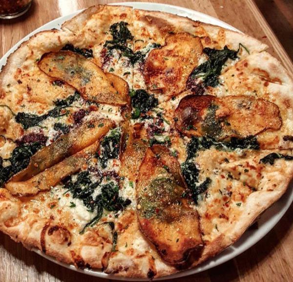Sauce Pizza & Wine · Lunch · Dinner · Italian · Salad · Pizza