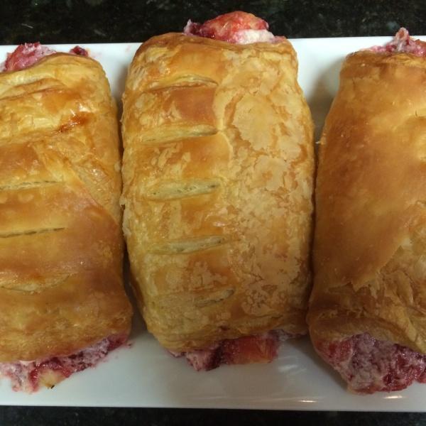 Hot Bagels & Deli · Wraps · Bagels · Breakfast & Brunch · Lunch · Bakery · Sandwiches · Breakfast · Salads