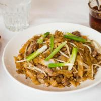 Flat Rice Noodle · Choice: chicken, beef, tofu or vegetables.