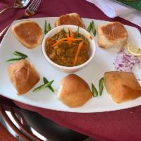Paav Bhaji- Bombay special ! · Popular starter ! Pav Bhaji is made with potatoes and vegetables cooked in a tomato base, an...