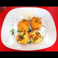 Fried Mac n Cheese Balls · Our Bacon n Jalapeño Mac n' Cheese covered in bread crumbs and deep fried (3pcs)
