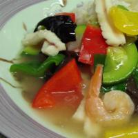 Chaptang Bap · Scallop, sea cucumber, squid, mussel, shrimp and vegetables, with rice.