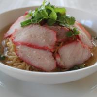 N1. Noodle withRoast Pork Soup · Roast Pork ,green vegetablle,shreed carrot,bean sprout  scallion