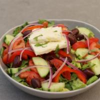 Italian · Romaine lettuce, fresh mozzarella, tomatoes, red onions, green olives, red peppers, chickpea...