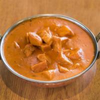 Chicken Makhani a la Carte · Chicken baked in a clay oven and cooked in mild cream sauce.