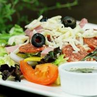 Chef Salad · Lettuce, tomatoes, cucumber, onions, bell pepper, black olives, cheese, ham, Canadian bacon ...