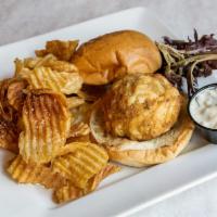 Crab Cake Sandwich · Jumbo lump crab, brioche roll and tartar sauce. Served with house made chips.