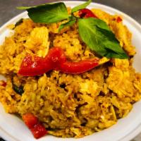 Basil Fried Rice ข้าวผัดกะเพรา · Onions, bell peppers, carrot, basil, chili paste and egg. Spicy.