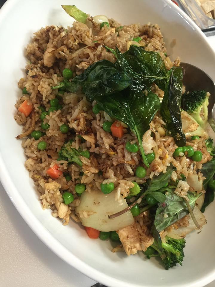 D92. Green Curry Fried Rice · Fried rice in green curry paste with egg, fresh chili garlic, sauteed onions, bell peppers, bamboo shoots, broccoli and Thai basil.