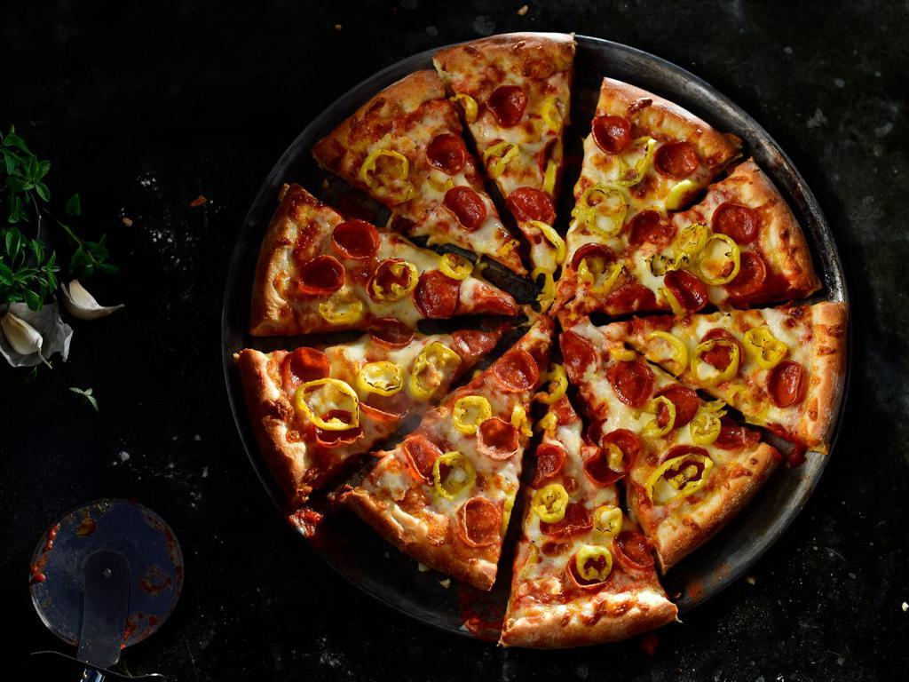 Build Your Own Large Pizza · Small 10 piece pizza which comes in a variety of crust types.