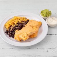 Pollo al Chipotle · Grilled chicken, creamy chipotle sauce, grilled corn, rice and beans.