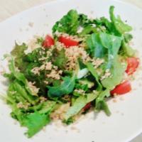 Quinoa Melody with Baby Arugula · Organic quinoa, mixed greens, arugula, cucumber, dried berries, cherry tomatoes, cabbages, f...