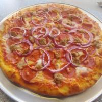 Italian Delight Pizza · Pizza sauce, mozzarella cheese, pepperoni, Italian sausage, ham, onions and extra mozzarella...