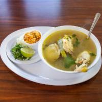 Caldo Pollo · Chicken soup.