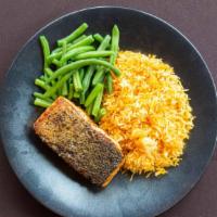 Grilled Salmon · green beans, rice, garlic, lemon