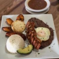 Bandeja Paisa · Considered one of the best Colombian dishes! The 
