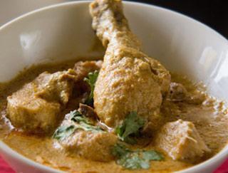 Chicken Korma · Skinless chicken blended with mildly spiced in a creamy cashew nut sauce with rice