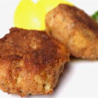 2 Pieces Crab Cake · Served with mixed green and brandy mustard on the side.