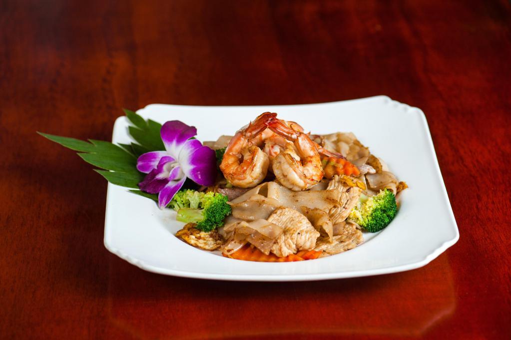 Golden Thai Cuisine · Dinner · Thai · Asian
