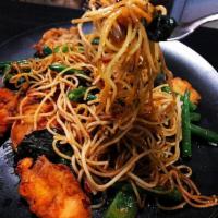Agusto Druken Noodle · Stir fry spaghetti, garlic, chili, basil, fresh peppercorn, Thai herbs, string bean, onion, ...