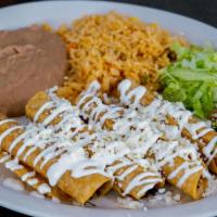 3 Flautas Dinner · 3 crispy fried tacos served with guacamole, lettuce, rice and refried beans (your choice of ...