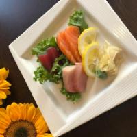 Sashimi Appetizer · Six pieces of raw fish.
