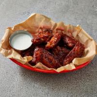 1 lb. Papa Wingz · Comes with your choice of style and flavor.