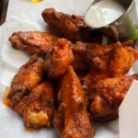 CHIPOTLE Wings · (spicy) 