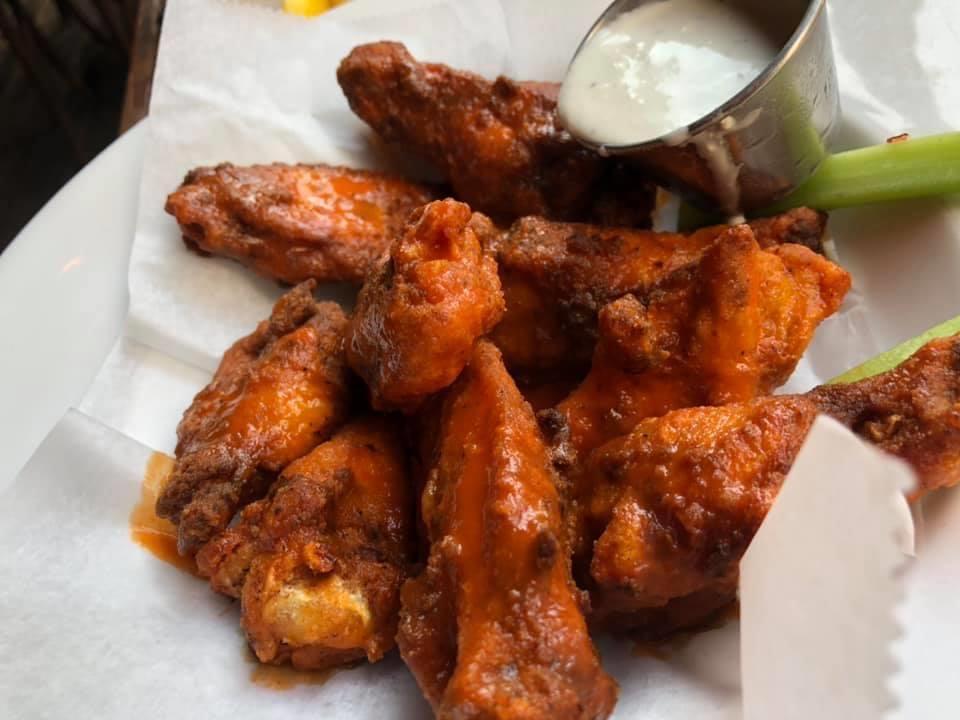 CHIPOTLE Wings · (spicy) 