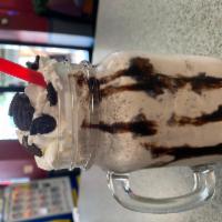 Oreo Milkshake · With whipped cream