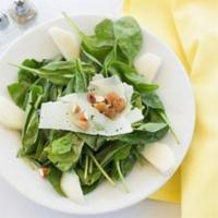 Pere E Pecorino · Organic baby spinach with fresh pears, Pecorino cheese and shaved Baby spinach with fresh pe...