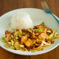 24. Sha Logopatsel · Spicy chicken or beef stir fried with cabbage and carrots seasoned with garlic, ginger and o...