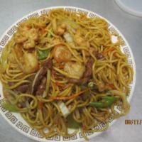 Combination Lo Mein · Chicken, beef and shrimp. Soft noodle.