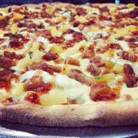 Sweet and Spicy Chicken Pizza · Fusion style sweet and spicy chicken, with pineapple and fresh mozzarella.