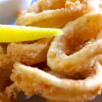 Fried Squid/ calamari · Calamares frito.