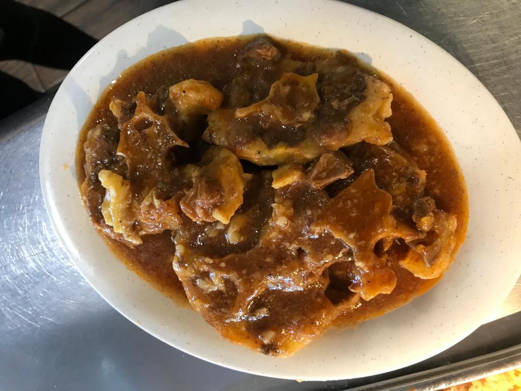 Ox Tails · Rabo guisado with side