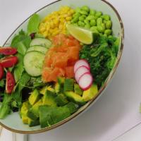 Spicy Salmon Poke Bowl ·   Avocado. .   Seaweed salad.   cucumber.  lettuce. Tomato. 

Fried onion. Nori.     Spicy m...