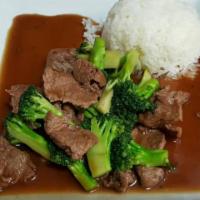 Broccoli · Sauteed slices of chicken or beef with broccoli in oyster sauce. Served with steamed rice.
