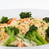 Alfredo Vegetable Pasta · Spaghetti pasta with broccoli, carrots and Alfredo sauce. Vegetarian.