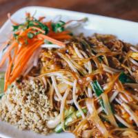 45. Pad Thai (GF) · Thin rice noodle, egg, bean sprout, red and green onion, and ground peanut in house tamarind...