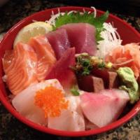D6. Chirashi Donburi · Sushi rice topped with assortment of the freshest fish. Served with miso soup and house salad.
