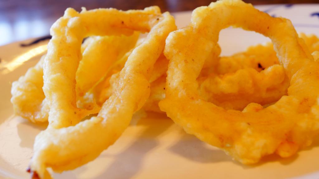 (ap) Fried Calamari (order and make ) · Battered and deep fried squid. top sale,good for beer