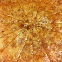 Build Your Own Pizza · Thin crust New York style pizza with homemade sauce and GRANDE mozzarella cheese.