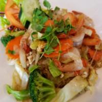 SP12. Pad Woon-Sen with Shrimp · Shrimp sauteed with glass noodles with egg and veggies. Serve with jasmine rice.