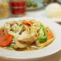 Ginger Chicken · Stir fried chicken sauteed with ginger, onions, mushrooms, carrots, hot pepper and baby corn.